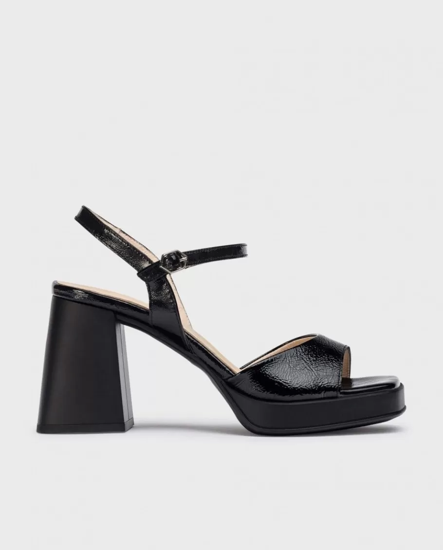 Wonders Heels<Black Beatle Sandals