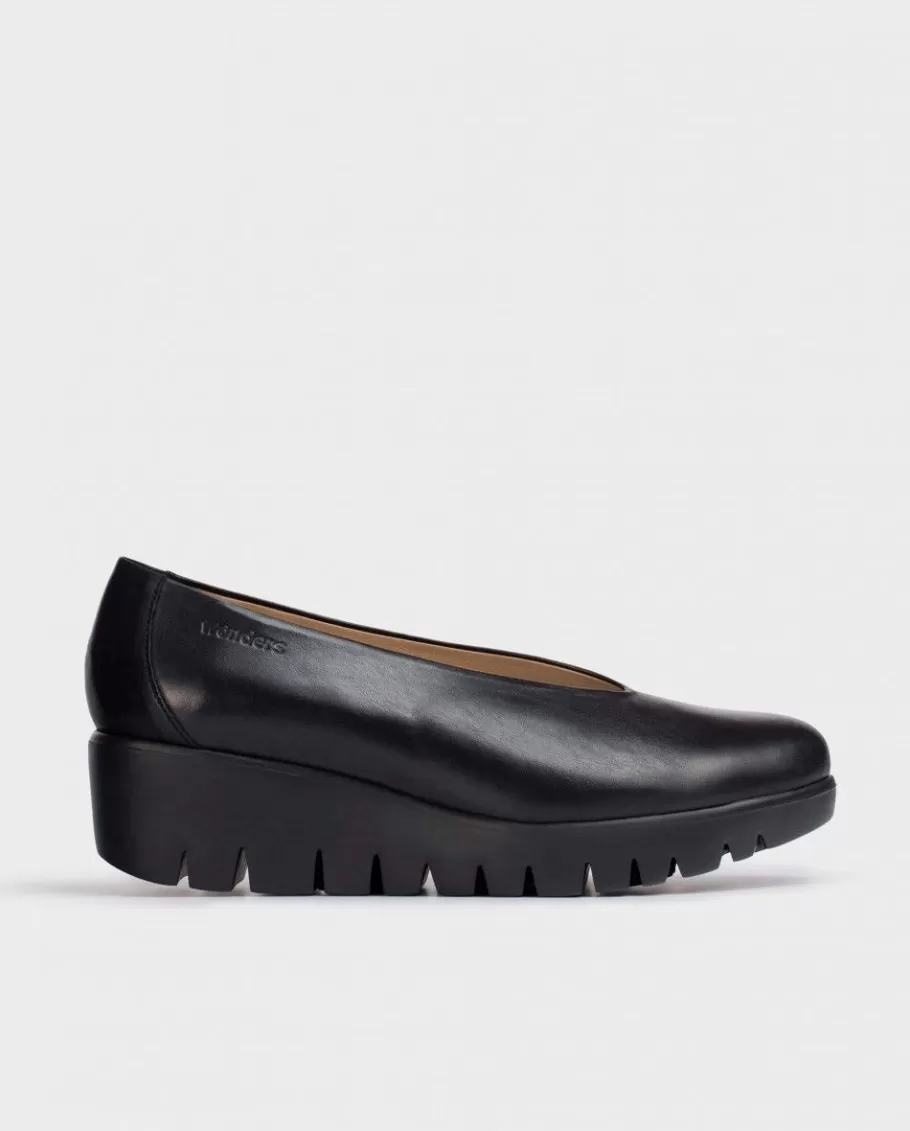 Wonders Wedges<Black Fly Moccasin