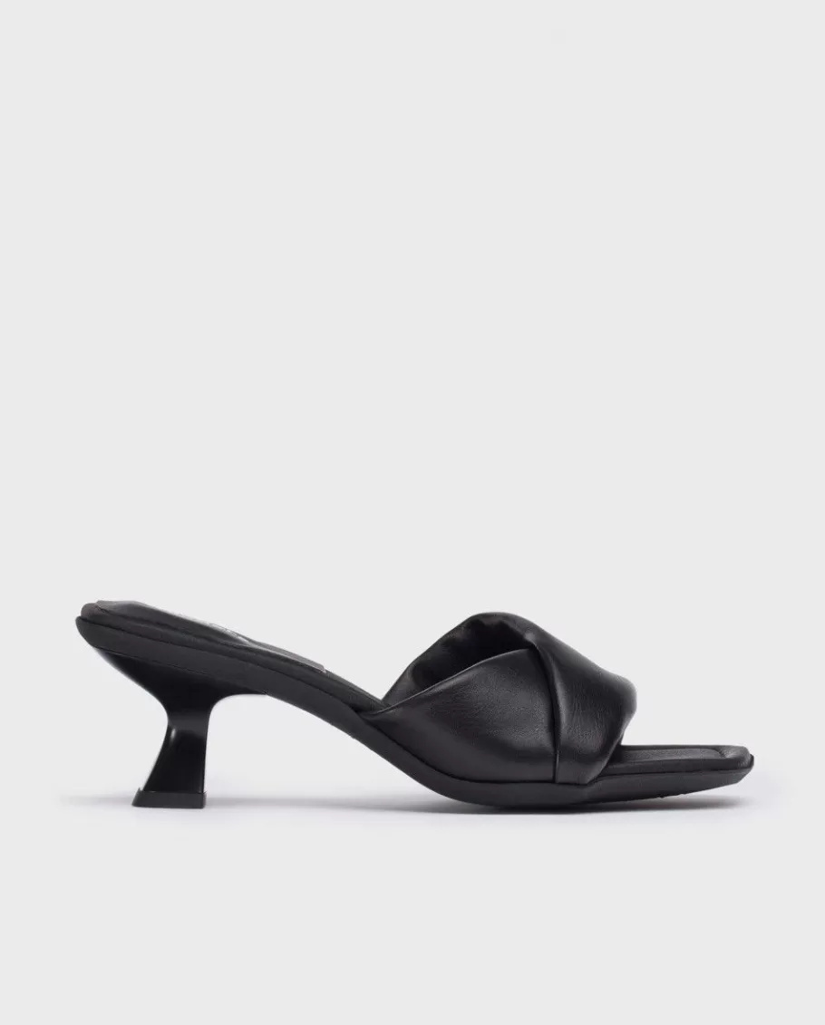 Wonders Heels<Black Glow Mules