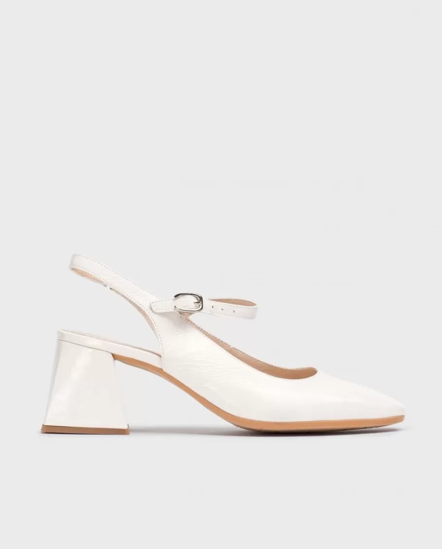 Wonders Heels<White Jane Slingback Sandals